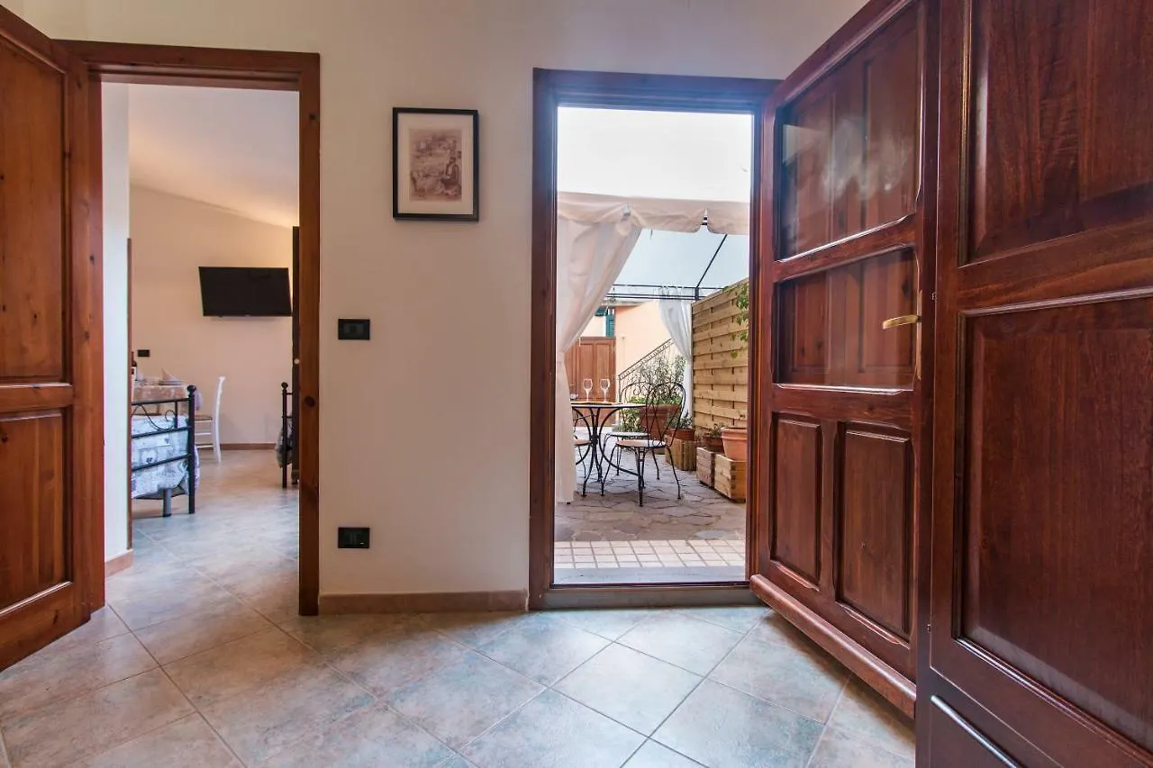 Residenza Maria Antonia - Historical Suite Orosei Italy