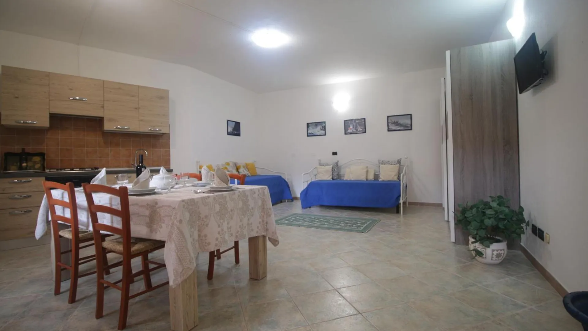 Residenza Maria Antonia - Historical Suite Orosei Apartment