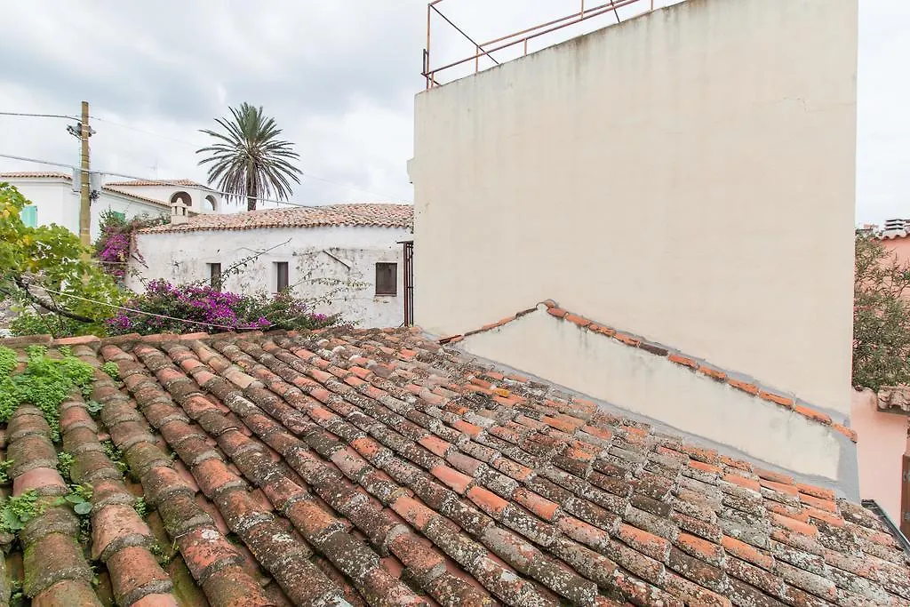 Residenza Maria Antonia - Historical Suite Orosei
