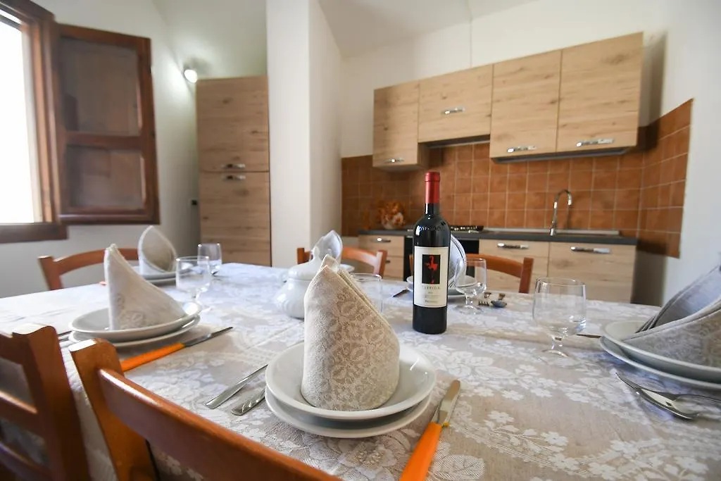 Residenza Maria Antonia - Historical Suite Orosei