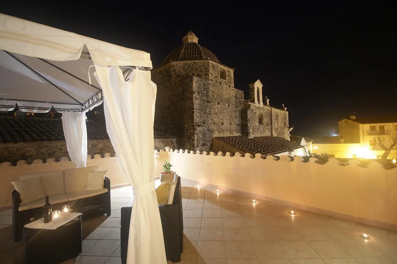 Residenza Maria Antonia - Historical Suite Orosei