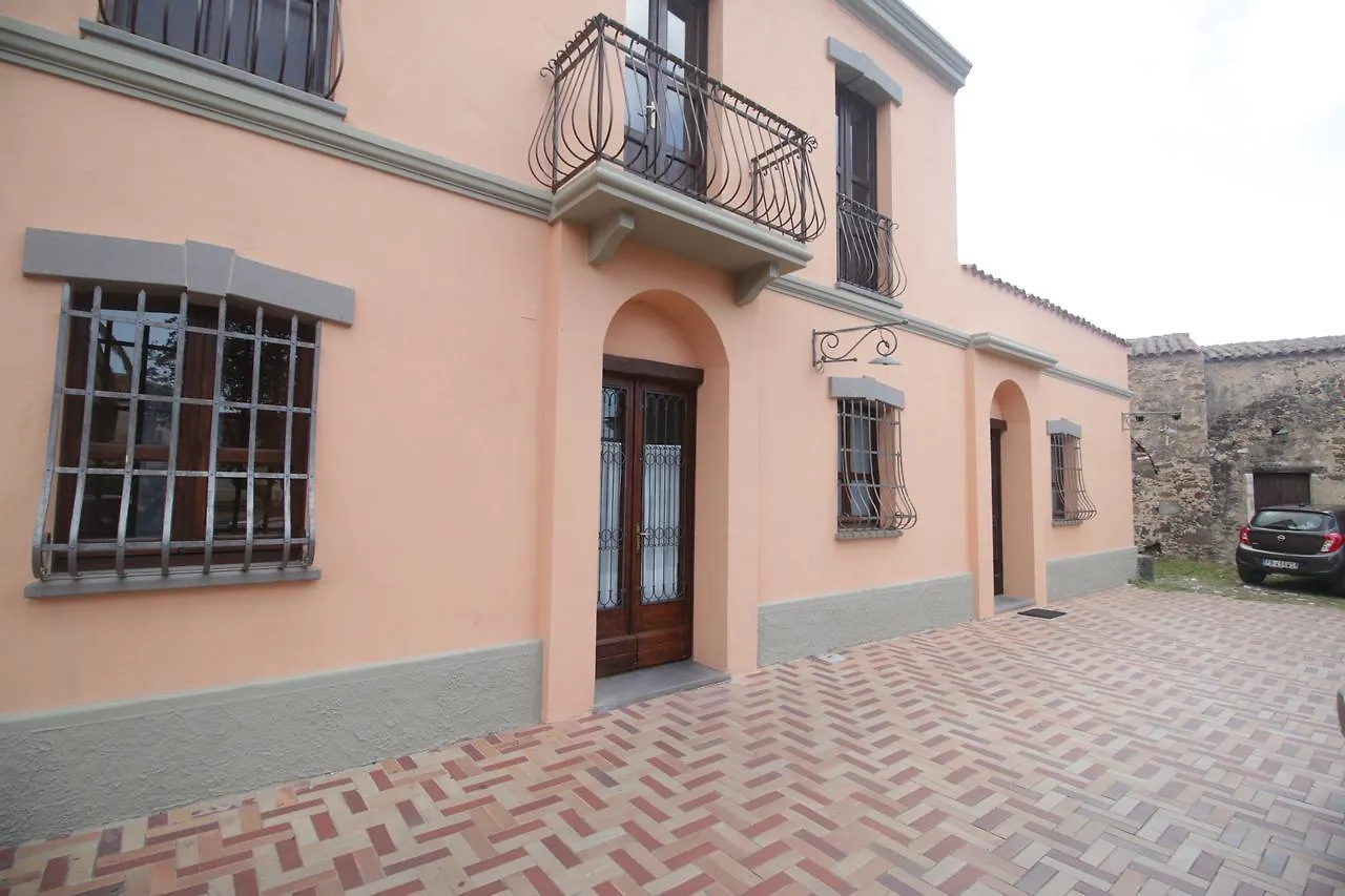 Residenza Maria Antonia - Historical Suite Orosei Italien