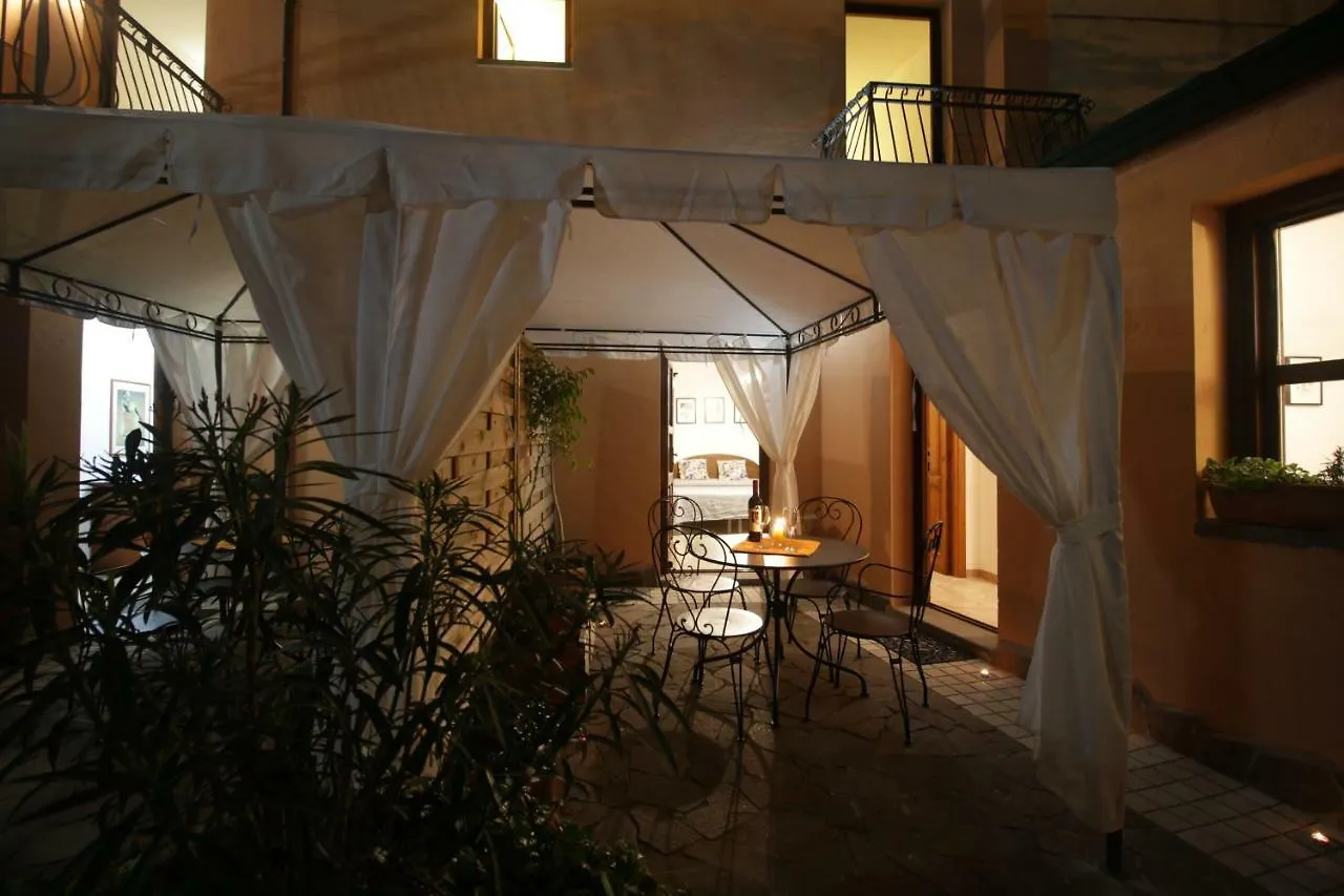 Residenza Maria Antonia - Historical Suite Orosei 0*,